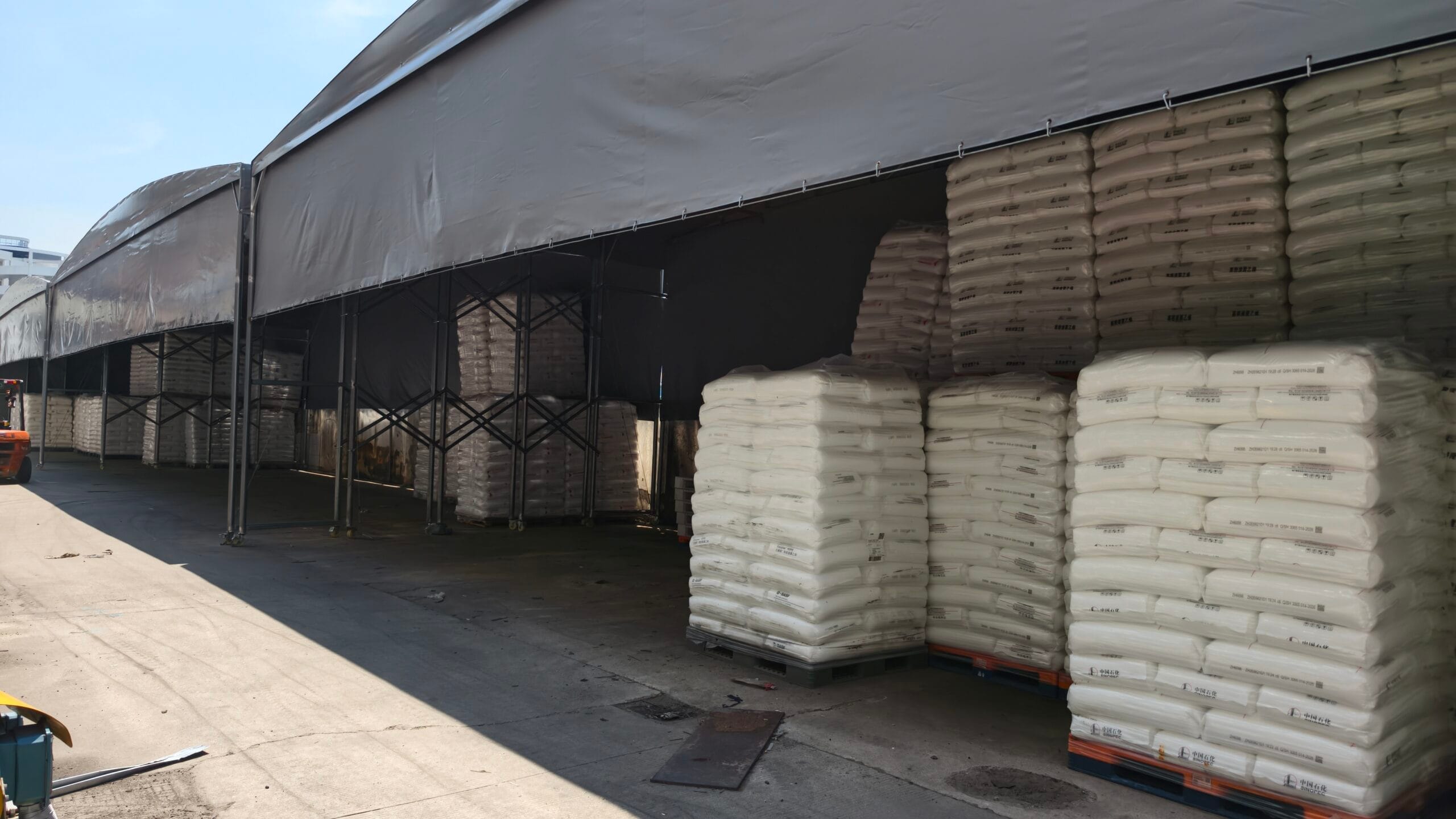 Raw material warehouse for stretch film manufacturing
