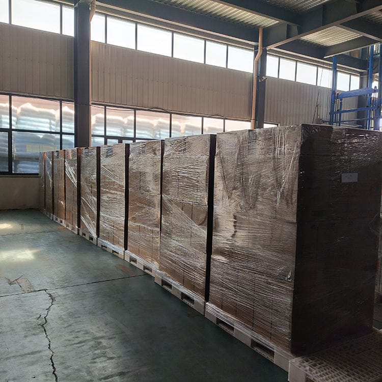 Finished stretch film rolls at Tuosheng Pack